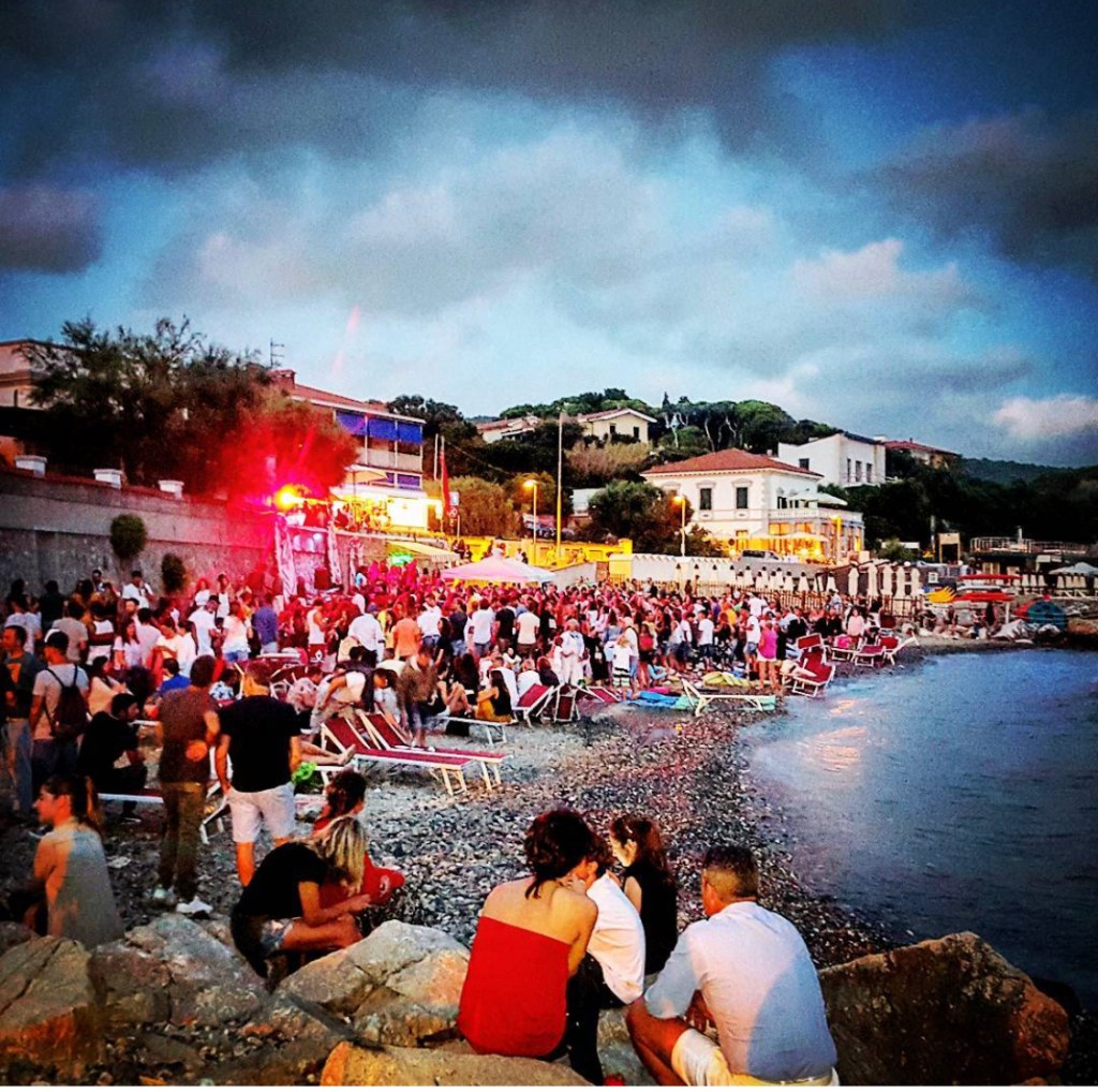 @la spiaggetta quercianella